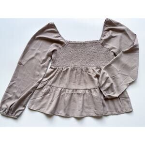 Women's Paper Crane Taupe Smocked Long Sleeve Top Size Large